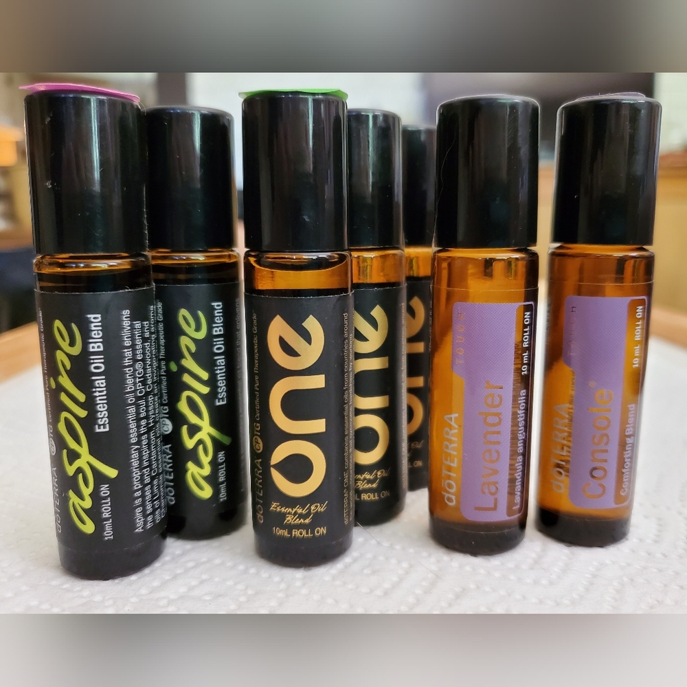 DoTerra Lot 7 Touch roller bottles